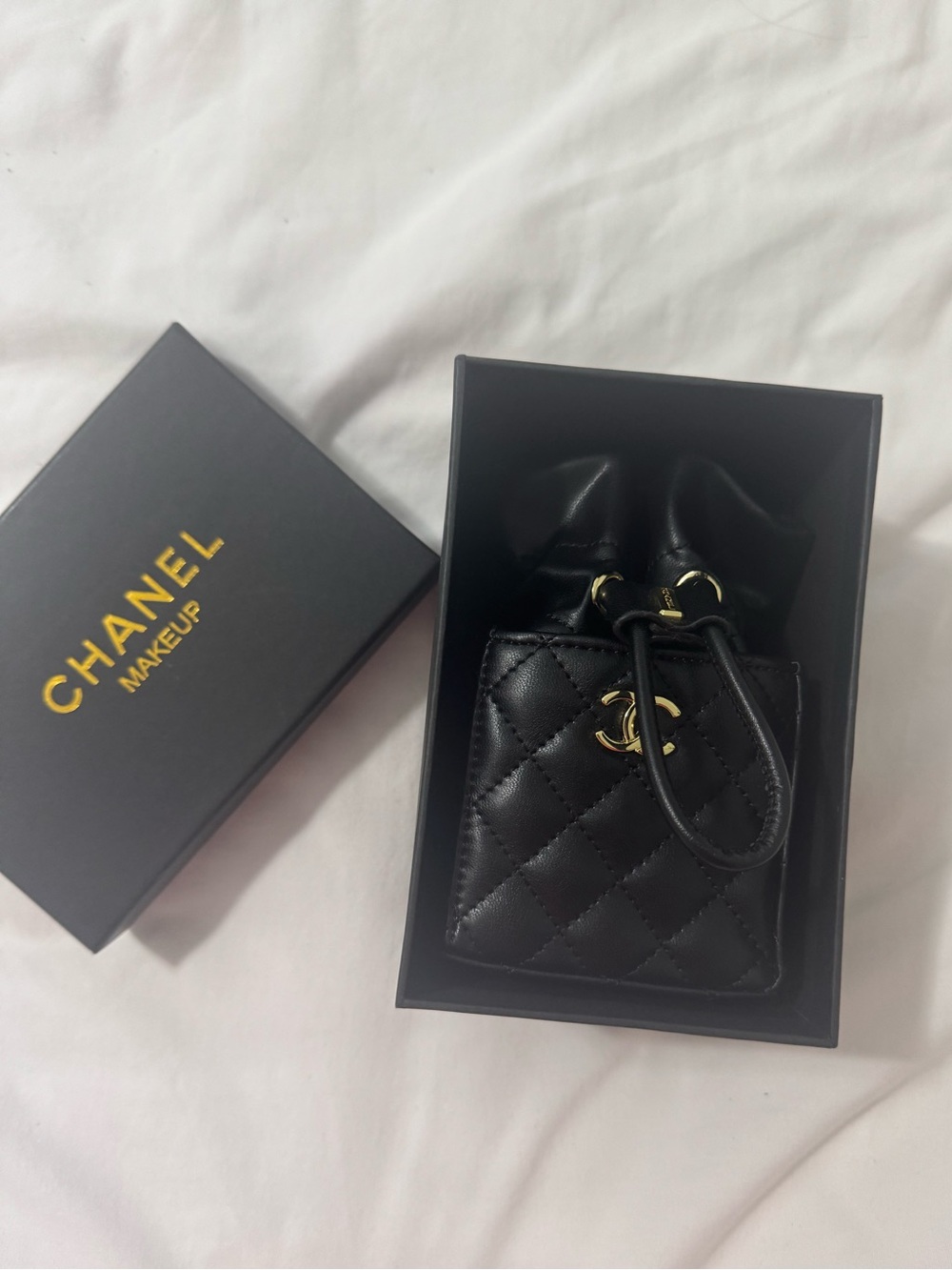 CHANEL Beauty VIP gift Quilted Leather Drawstring Mini Pouch with Gold Hardware
